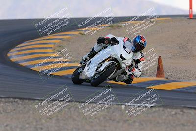 media/Oct-03-2022-Moto Forza (Mon) [[5f077a3730]]/Beginner Group/Session 5 (Turn 12)/